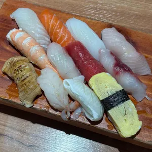 경찰서옆초밥집 대표 사진