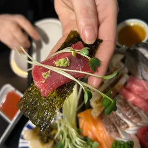 신요아케 대표 사진