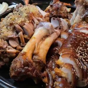 1983족발왕 사진 2