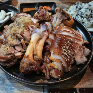 1983족발왕 대표 사진