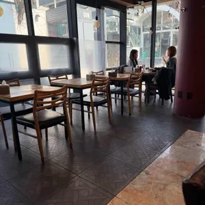 카레시 대표 사진