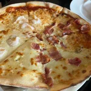 까사 대표 사진