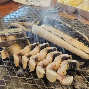 100년장어촌 사진