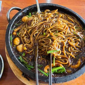 무진정돌짜장 사진 1