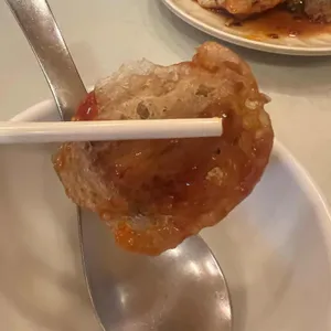 반핀 대표 사진