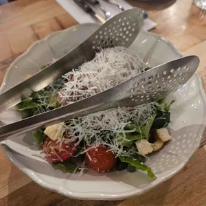 트라가 대표 사진