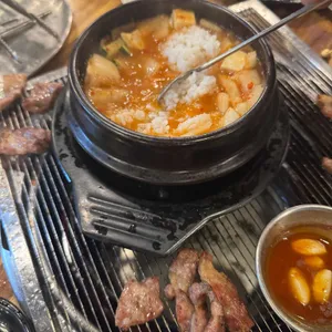 빼돌린뒷고기 대표 사진