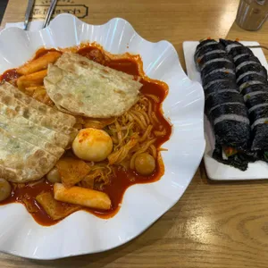 나드리김밥 사진 1