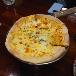 로니로티 대표 사진