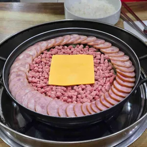 이나경송탄부대찌개 대표 사진