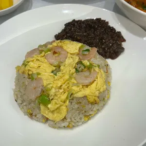 만강홍 대표 사진