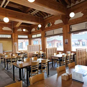 덕진헌 대표 사진