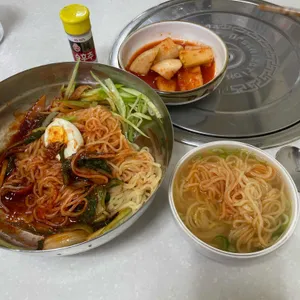 음암회관 사진 1