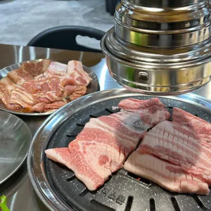 유현숯불갈비 사진 1