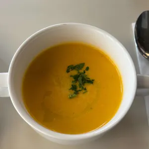 예스터데이 투데이 투모로우 사진