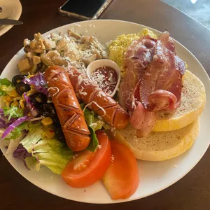 세컨더리 대표 사진