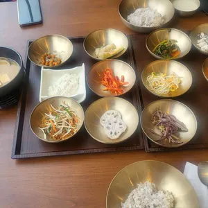 사월에보리밥 청밀당 사진