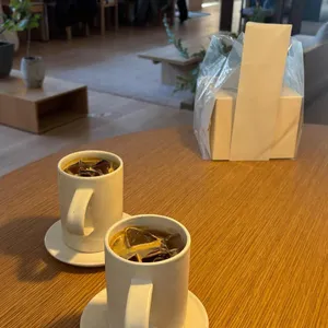 본지르르 사진