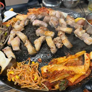 명가돈촌 사진 1