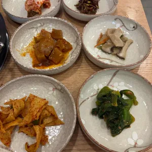 엄마밥상 대표 사진
