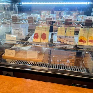 텐퍼센트커피 대표 사진