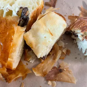 두 크로와상 사진