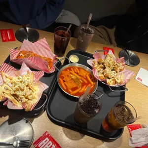 보드게임카페 레드버튼 사진 1