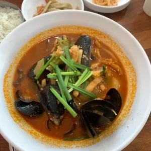 김우정 초당짬뽕순두부 대표 사진