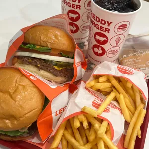 프레디버거 사진