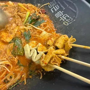 통큰솥뚜껑닭볶음탕 대표 사진