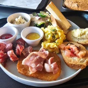 브런치달랏 사진 1