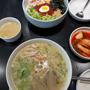 율동칼국수 대표 사진