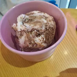 배스킨라빈스 대표 사진