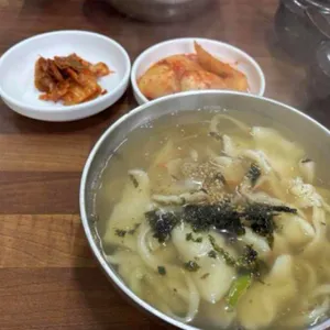 얼큰이칼국수던지기 사진