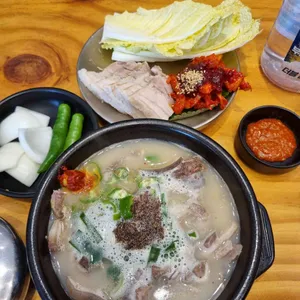 주백순대국보쌈 성남본점 사진 2