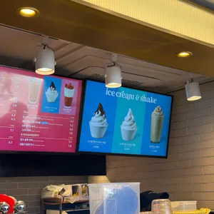 투썸플레이스 대표 사진