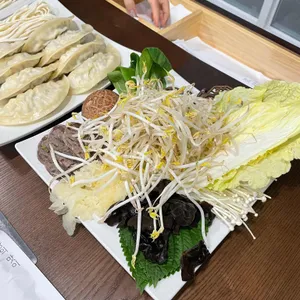 부벽정 평양만두 대표 사진