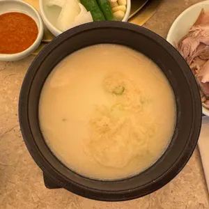 거대돼지국밥 사진