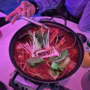 엠투포차 대표 사진