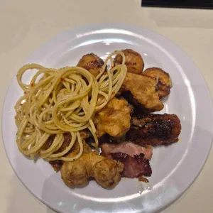 애슐리퀸즈 사진 1