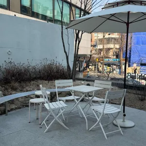 포스톤즈 대표 사진