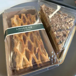 느티나무의사랑 대표 사진