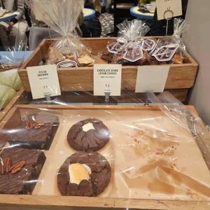 브라우터 대표 사진