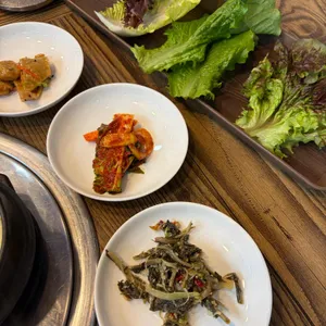 우렁이 쌈밥 사진 2