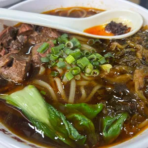 뉴러우멘관즈 사진 1