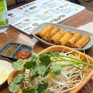 란베트남쌀국수 대표 사진