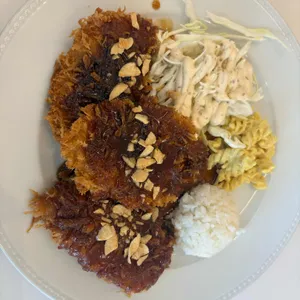 훼미리돈까스 사진