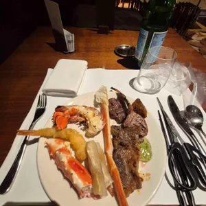 라세느 대표 사진