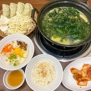 깃발집국수전골 사진 1