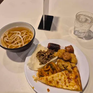 애슐리 대표 사진